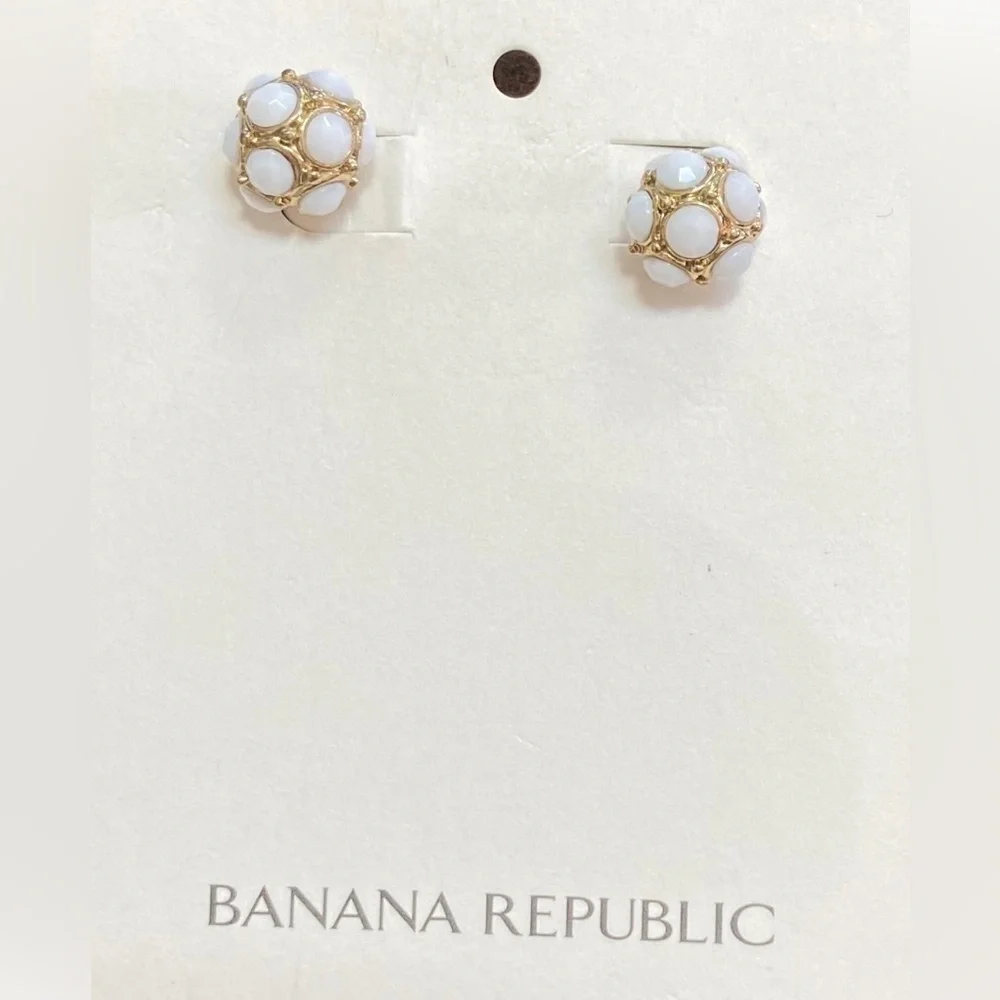 banana Republic Earings - Picture 1 of 4